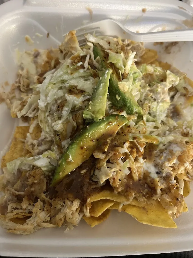 Chicken Nachos Especiales